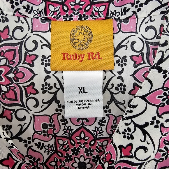 Ruby Red Oh  Happy Day Azalmul Pink/White/Black Tile Mix Shortsleeve Top - Picture 6 of 14